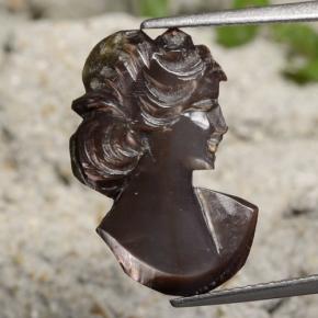 4ct Carved Cameo Silver Mother of Pearl for sale thumb image of 4ct Carved Cameo Silver Mother of Pearl (ID: 475199)