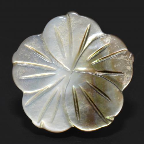 26x25,9 mm blumenschliff mehrfarbiger Perlmutt aus China, Gewicht von 16,53 ct, natürlicher Edelstein in Opaque Reinheit, 1 Stück blumenschliff Perlmutt - Farbe: Mehrfarbig, Mohs-Härte von 2,5 - 4,5, Photo A