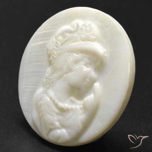15.21 ct White Mother of Pearl Stone, Natural Mother of Pearl in Round Carved Cameo Shape for Sale