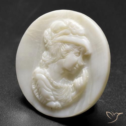 16.21 ct Carved Mother of Pearl, 25 mm From China, Photo A
