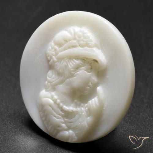 17.41 ct White Mother of Pearl Stone, Natural Mother of Pearl in Round Carved Cameo Shape for Sale