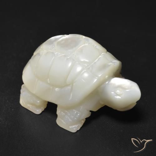23.34 ct Carved Mother of Pearl, 23.6 x 15.9 mm From China, Photo A