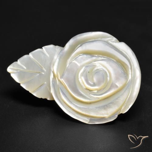 18.01 ct Carved Mother of Pearl, 28.5 x 19.6 mm From China, Photo A