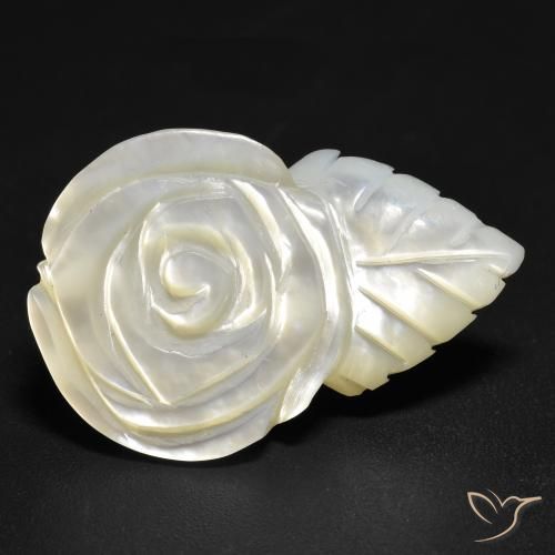 14.21 ct Carved Mother of Pearl, 26 x 17.2 mm From China, Photo A