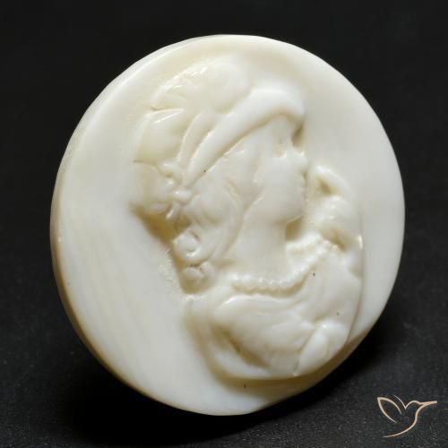 19.39 ct White Mother of Pearl Stone, Natural Mother of Pearl in Round Carved Cameo Shape for Sale