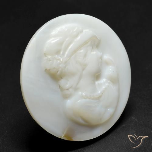 13.70 ct White Mother of Pearl Stone, Natural Mother of Pearl in Round Carved Cameo Shape for Sale