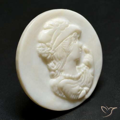 14.49 ct White Mother of Pearl Stone, Natural Mother of Pearl in Round Carved Cameo Shape for Sale
