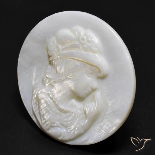Mother of Pearl Gemstone in 25.5 mm Size for Sale, Mother of Pearl Stone in Pearl White Color