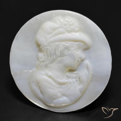 10.19 ct Carved Mother of Pearl, 25.1 mm From China, Photo A