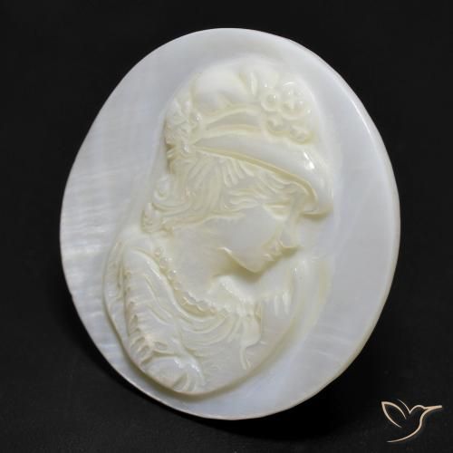Mother of Pearl Gemstone in 25.5 mm Size for Sale, Mother of Pearl Stone in Pearl White Color
