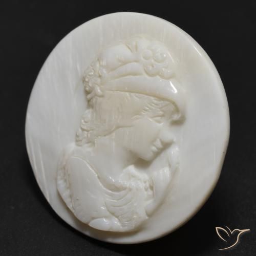 14.64 ct White Mother of Pearl Stone, Natural Mother of Pearl in Round Carved Cameo Shape for Sale