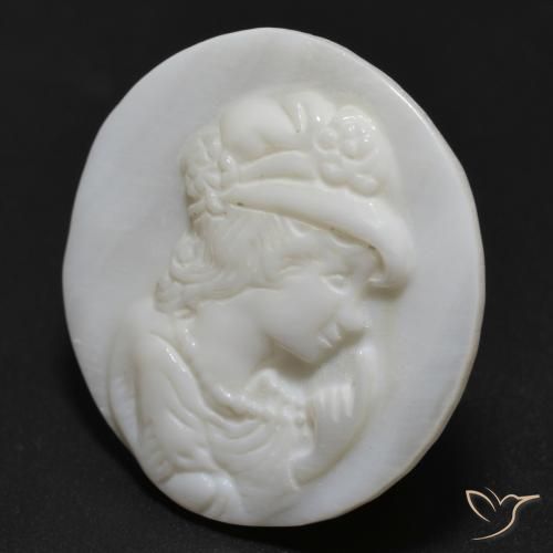 12.15 ct White Mother of Pearl Stone, Natural Mother of Pearl in Round Carved Cameo Shape for Sale