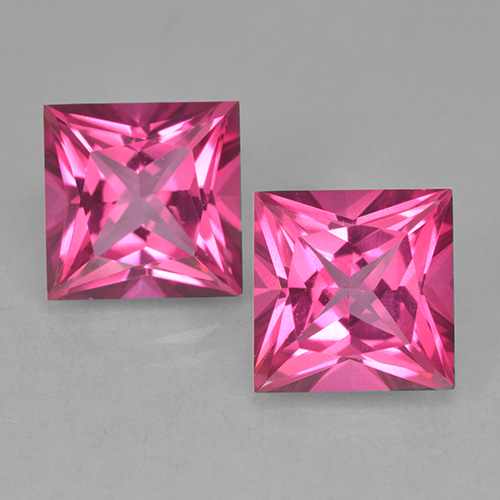 Deep Magenta Mystic Topaz Gem - 6.3ct Princess-Cut (ID: 499708)