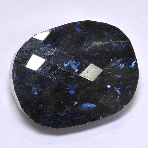 Nuummite Gemstone in 20.7 x 16.4 mm Size for Sale, Nuummite Stone in Black Color
