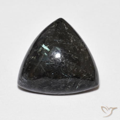 14,4 x 13,7mm Nuummite nero taglio trilioni dall'India, peso di 7,12 ct, pietra preziosa naturale non trattati in purezza Opaque, 1 pezzo Nuummite Trillion taglio cabochon - Colore: Nero con scintillio blu, durezza Mohs di 5,5 - 6 , Photo A