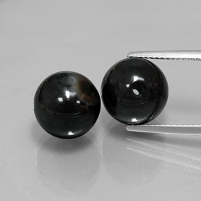 14.48 ct Black Onyx Gemstone, Onyx Gem in Drilled Sphere Shape for Sale.