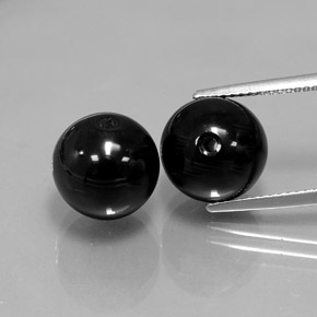 14.86 ct Black Onyx Gemstone, Onyx Gem in Drilled Sphere Shape for Sale.