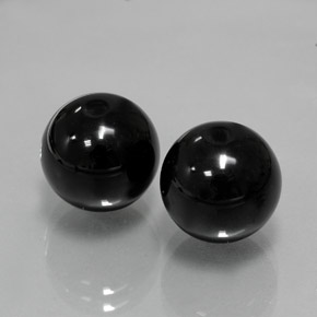 14.58 ct Black Onyx Stone, Natural Onyx in Drilled Sphere Shape for Sale