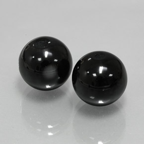 14.50 ct Black Onyx Stone, Natural Onyx in Drilled Sphere Shape for Sale