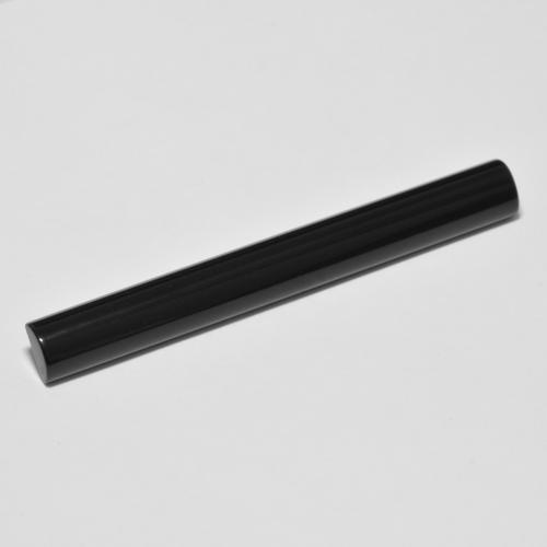 Onice 50 x 6mm nero half cylinder cabochon dal Myanmar, peso di 9,79 ct, gemma naturale Tinto in purezza Opaque, 1 pezzo Onice - Colore: Nero, durezza Mohs di 6,5 - 7 adatto per gioielli da indossare ogni giorno, Photo A
