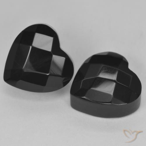2 piezas de Ónix Negro Corazón a juego en tamaño 10,4 x 10,4mm, peso 8,57 ct en total / promedio. 4,29 ct cada uno, Negro en claridad Opaco, piedra preciosa natural , dureza de Mohs 6.5 - 7 Adecuado para joyas de uso diario, Photo A