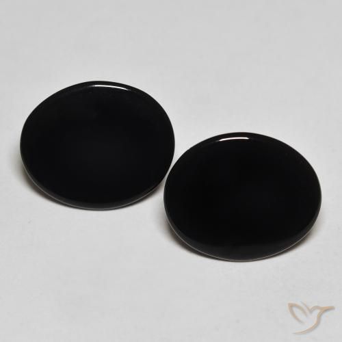 8.06 ct Oval Onyx, 13.1 x 11.1 mm From Sri Lanka, Photo A