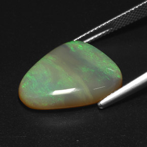 Opal Gemstone in 18.8 x 15.7 mm Size for Sale, Opal Stone in Multicolor Color
