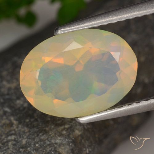 1.88ct Natural Multicolor Opal, Oval, Transparent 1.88ct Natural Multicolor Opal, Oval, Transparent