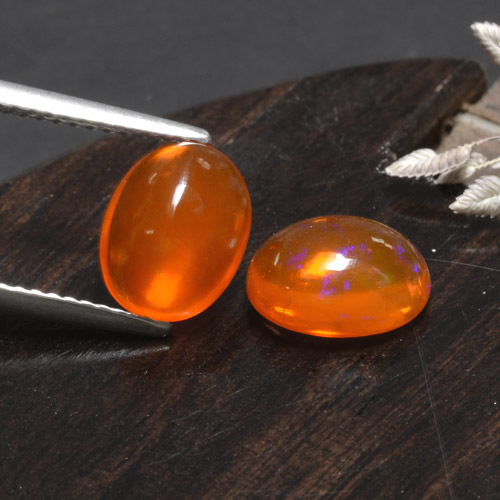 Intense Orange Opal Gem - 1.4ct Oval Cabochon (ID: 368207)