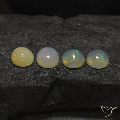 5.75 ct Round Opal, 8.2 mm From Ethiopia, Photo A