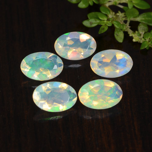 Multicolor Ópalo Gema - 0.3ct Forma ovalada (ID: 471724)