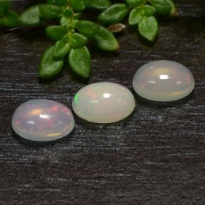 0.9ct Oval Cabochon Yellow Opal for sale thumb image of 0.9ct Oval Cabochon Yellow Opal (ID: 475547)