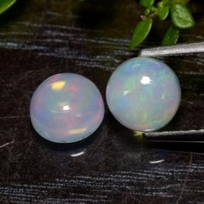 0.7ct Round Cabochon White Opal Gem for sale 0.7ct Round Cabochon White Opal Gem (ID: 477368)