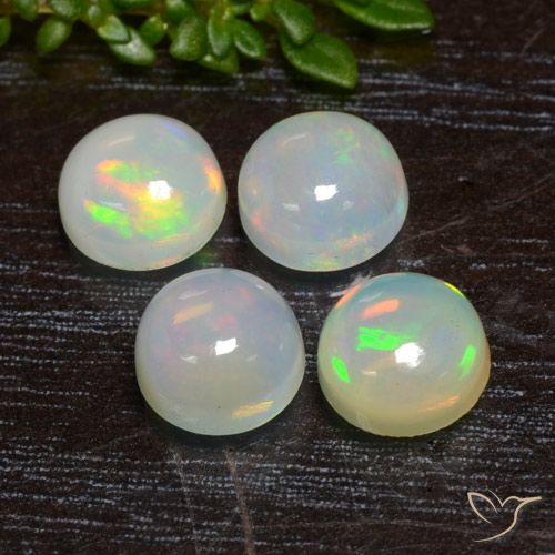 Lot de 4pc pièces de Opales Multicolore Tour d'Éthiopie, taille 6,1mm, poids total 2,5 ct / moyenne 0,63 ct chaque, dureté de Mohs 5.5 à 6.5, Année de la pierre précieuse du serpent, Photo A