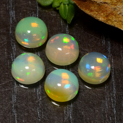 Multicolor Opal Gem - 0.7ct Round Cabochon (ID: 477507)