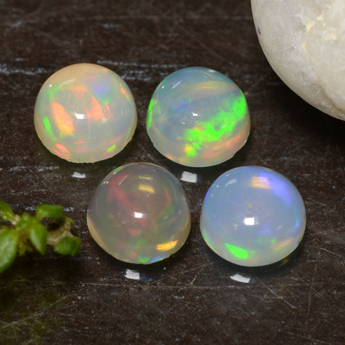0.3ct Round Cabochon Yellow Opal for sale thumb image of 0.3ct Round Cabochon Yellow Opal (ID: 478465)