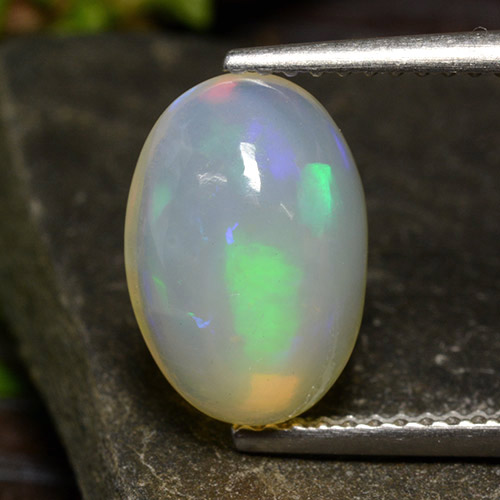 Multicolor Opal Gem - 2.5ct Oval Cabochon (ID: 499012)