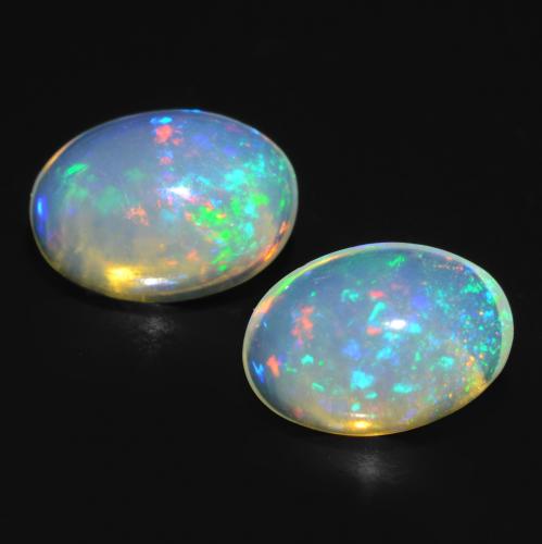 Голубовато-белый Опал Камень - 0.5ct Овал Кабошон (ID: 548519)