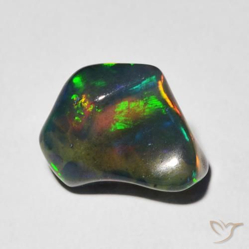 Ópalo elegante de 2,45 ct, 11,2 x 10 mm de Etiopía, Photo A