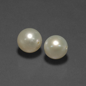 9.48 ct Cream Pearl Gemstone, Pearl Gem in Half-Drilled Sphere Shape for Sale.
