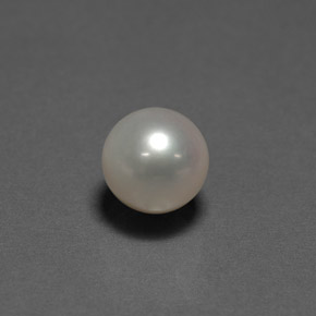 4.47 ct Cream Pearl Stone, Natural Pearl in Spherical Shape for Sale