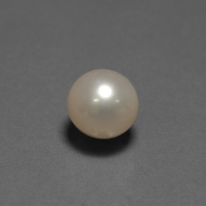 4.76 ct Cream Pearl Stone, Natural Pearl in Spherical Shape for Sale
