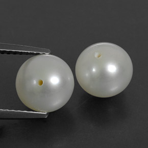 6.74 ct Cream Pearl Stone, Natural Pearl in Half-Drilled Sphere Shape for Sale