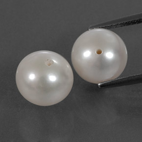 7.81 ct White Pearl Gemstone, Pearl Gem in Half-Drilled Sphere Shape for Sale.
