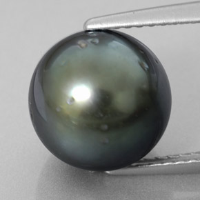 8.39 ct Silver Pearl Gemstone, Pearl Gem in Spherical Shape for Sale.