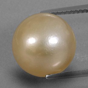 13.15 ct Yellow Pearl Gemstone, Pearl Gem in Spherical Shape for Sale.