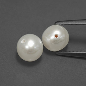 3.01 ct Cream Pearl Gemstone, Pearl Gem in Drilled Sphere Shape for Sale.