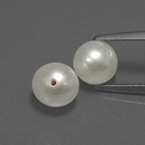 2.99 ct Cream Pearl Gemstone, Pearl Gem in Drilled Sphere Shape for Sale.