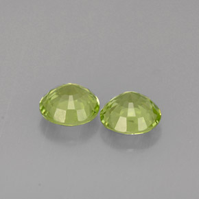 Peridot Gemstone in 5 mm (calibrated) Size for Sale, Peridot Stone in Lively Green Color