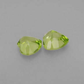 Peridot Gemstone in 5 x 5 mm (calibrated) Size for Sale, Peridot Stone in Lively Green Color